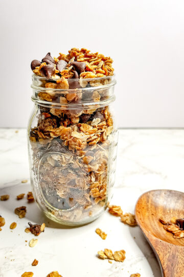 Granola in a mason jar